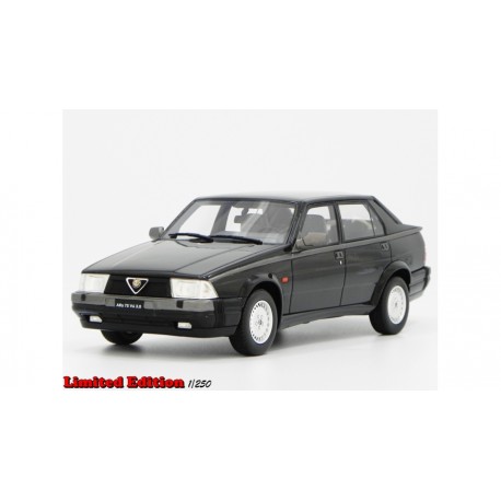 Alfa Romeo 75 V6 3.0 1987, barva černá, Laudoracing-Models 1:18