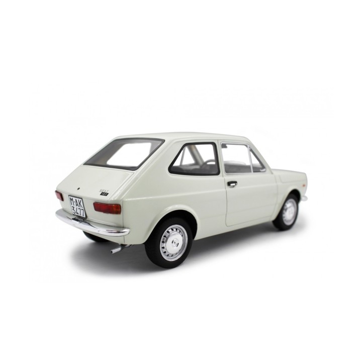 Seat 127 1. serie 1971 white, Laudoracing-Model 1/18 scale