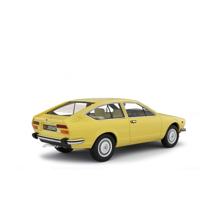 Alfa Romeo Alfetta GTV 2000 1976 yellow, Laudoracing-Model 1/18 scale