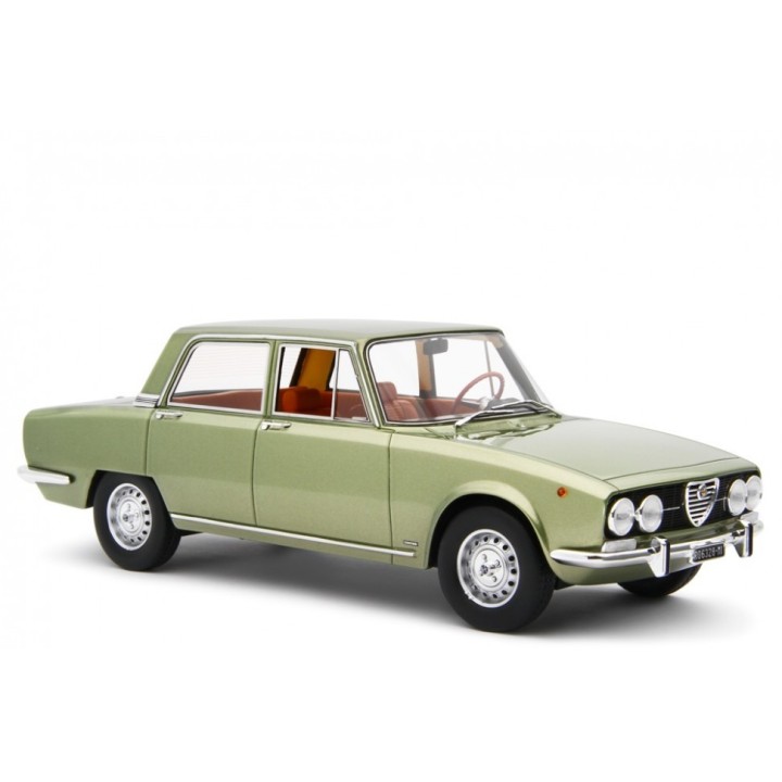 Alfa Romeo 2000 Berlina 1971 green, Laudoracing-Model 1/18 scale