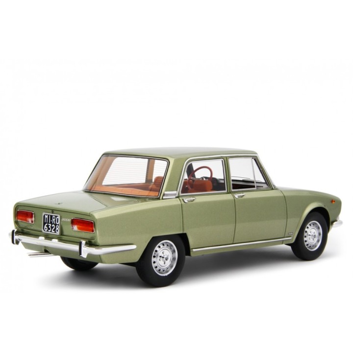 Alfa Romeo 2000 Berlina 1971 green, Laudoracing-Model 1/18 scale