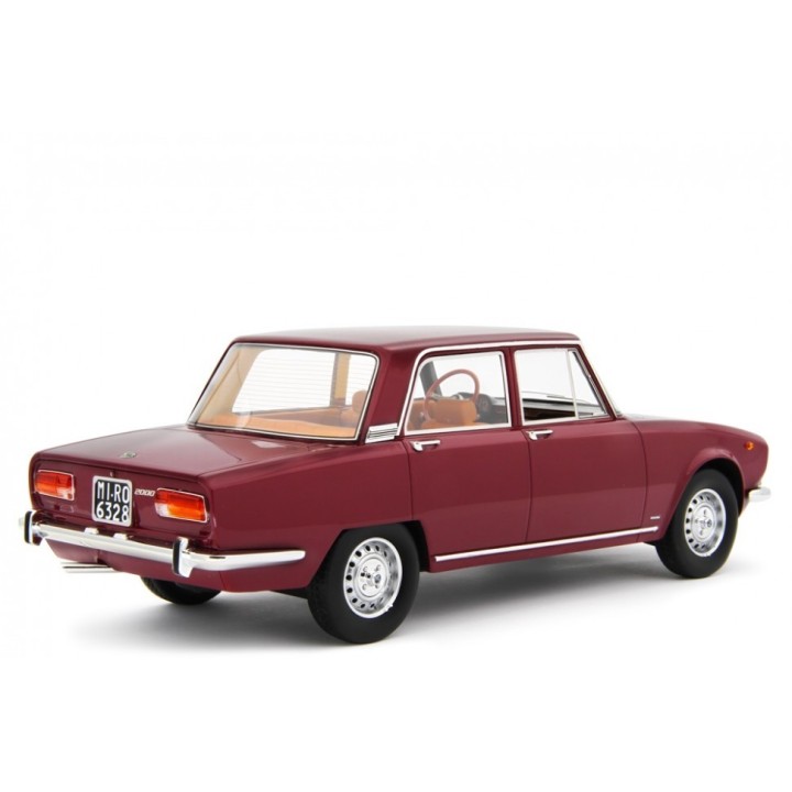 Alfa Romeo 2000 Berlina 1971 červená, Laudoracing-Model 1:18