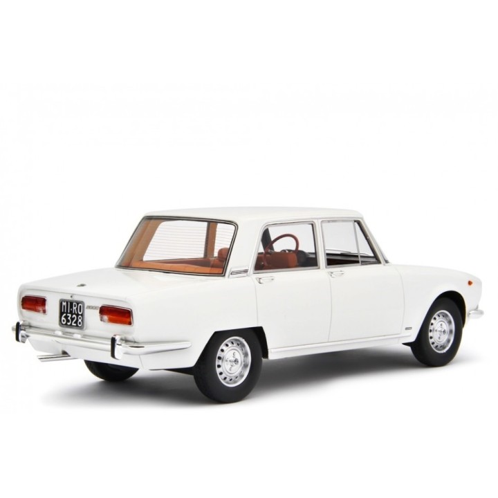 Alfa Romeo 2000 Berlina 1971 white, Laudoracing-Model 1/18 scale