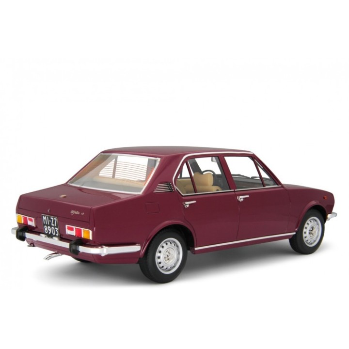 Alfa Romeo Alfetta 1.8 1975 red, Laudoracing-Model 1/18 scale