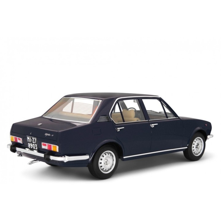 Alfa Romeo Alfetta 1.8 1975 dark blue, Laudoracing-Model 1/18 scale