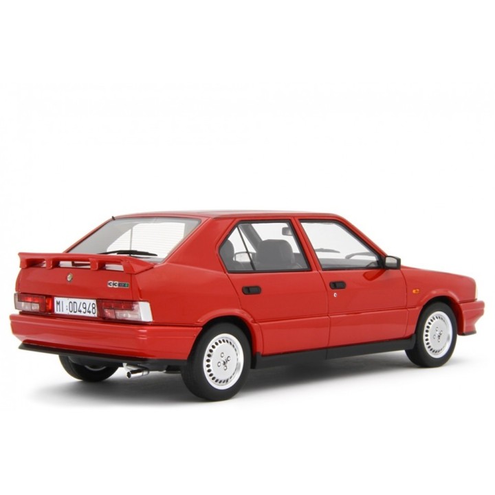 Alfa Romeo Alfa 33 1.7 Q.V. 1986 červená, Laudoracing-Model 1:18