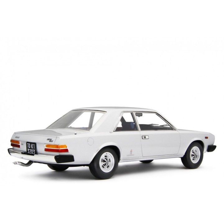 Fiat 130 Coupe 1971 stříbrná, Laudoracing-Model 1:18