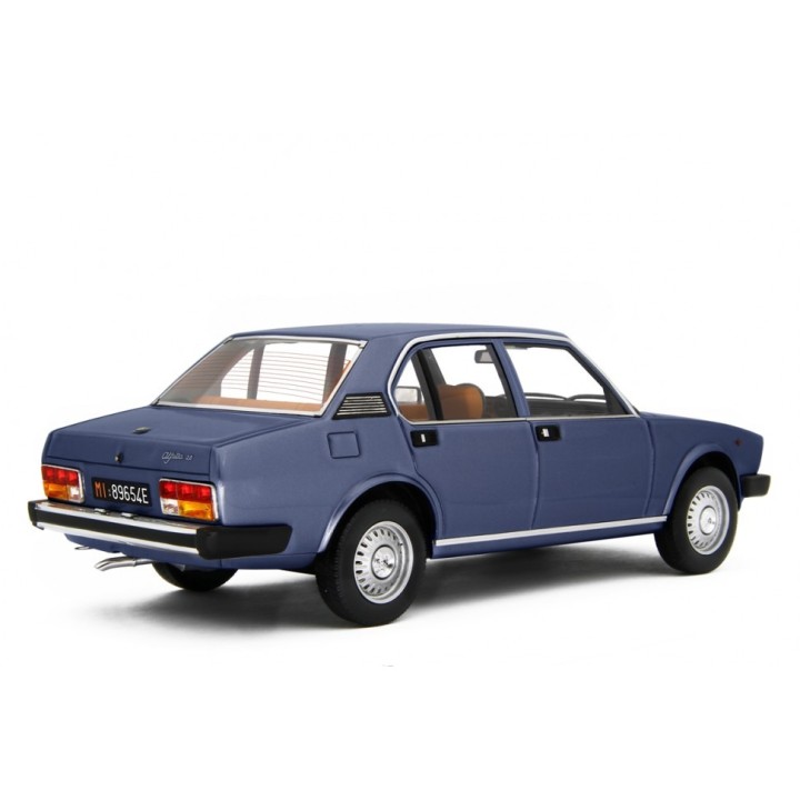 Alfa Romeo Alfetta 2.0 1978 blue, Laudoracing-Model 1/18 scale