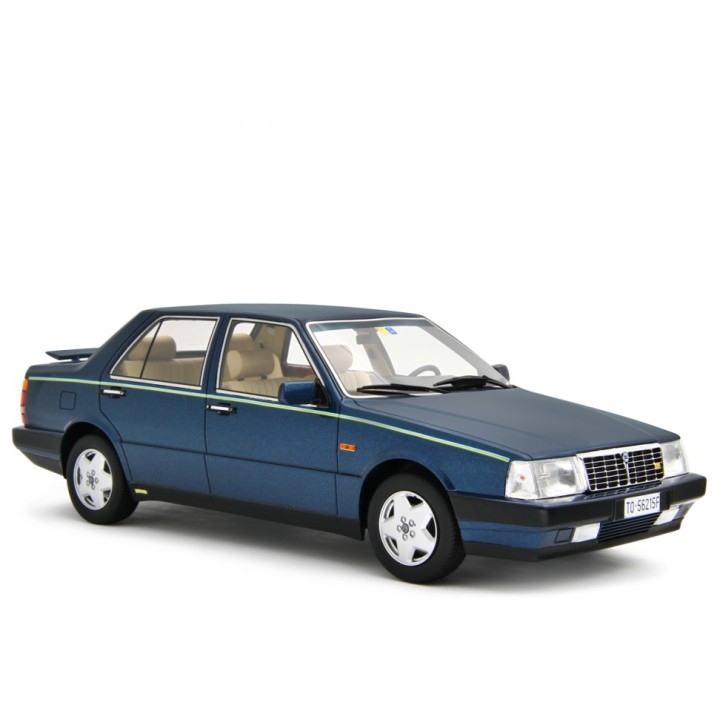 Lancia Thema 8.32 1986 blue, Laudoracing-Model 1/18 scale