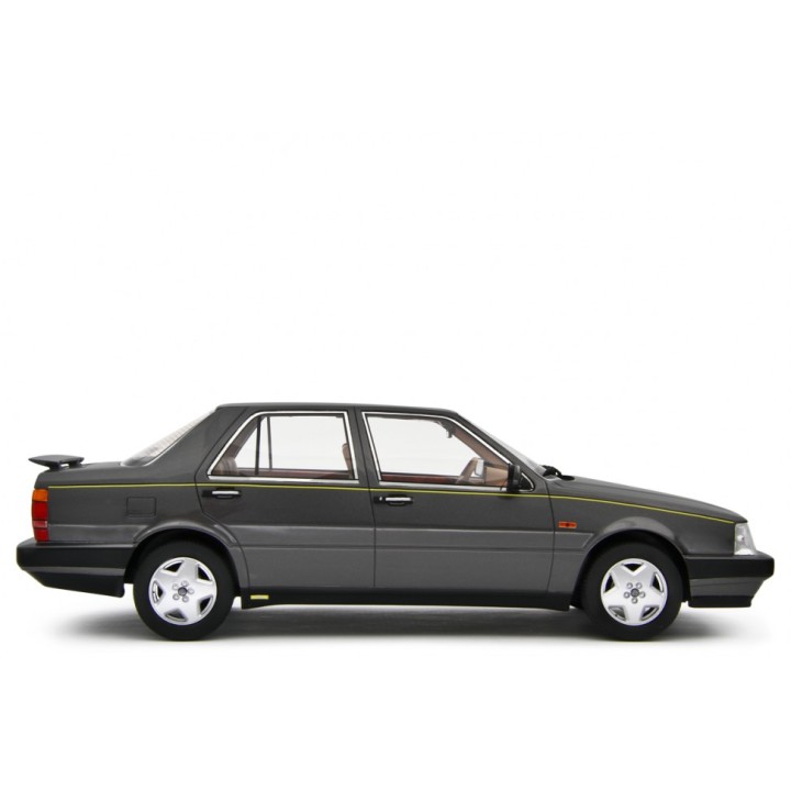 Lancia Thema 8.32 1986 šedá, Laudoracing-Model 1:18