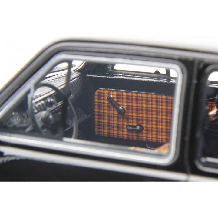 Fiat 126 1978 black, Laudoracing-Model 1/18 scale