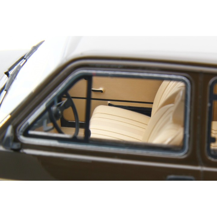 Fiat 126 1978 brown, Laudoracing-Model 1/18 scale