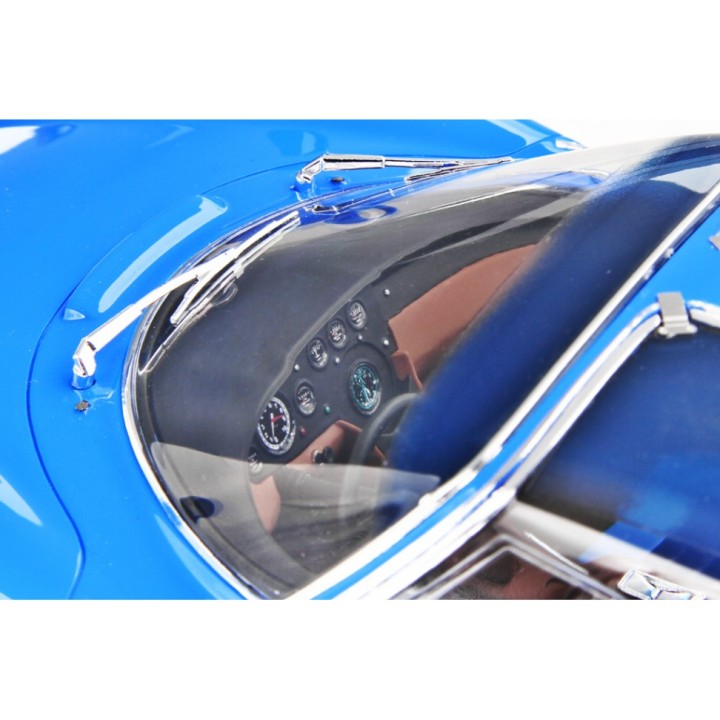 Alfa Romeo 33 Coupe Stradale 1967 D Version Telaio 111 blue, Laudoracing-Model 1/18 scale
