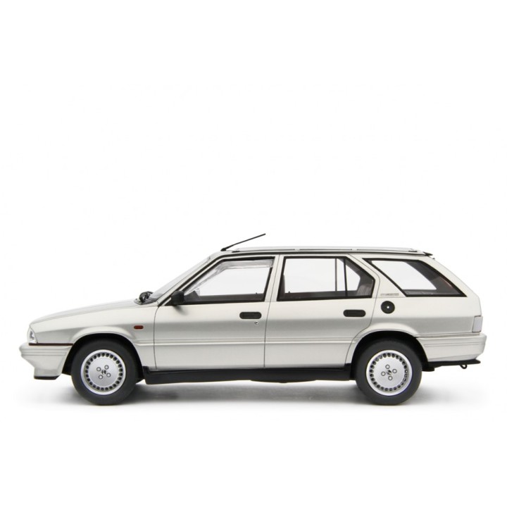 Alfa Romeo 33 1.7 Sport Wagon Q.V. 1988 silver, Laudoracing-Model 1/18 scale