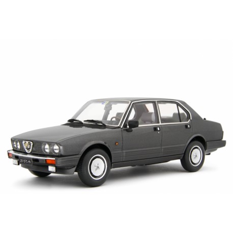 Alfa Romeo Alfetta 2.0i Quadrifoglio Oro 1983 grey, Laudoracing-Model 1/18 scale