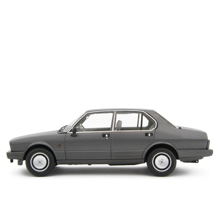 Alfa Romeo Alfetta 2.0i Quadrifoglio Oro 1983 grey, Laudoracing-Model 1/18 scale