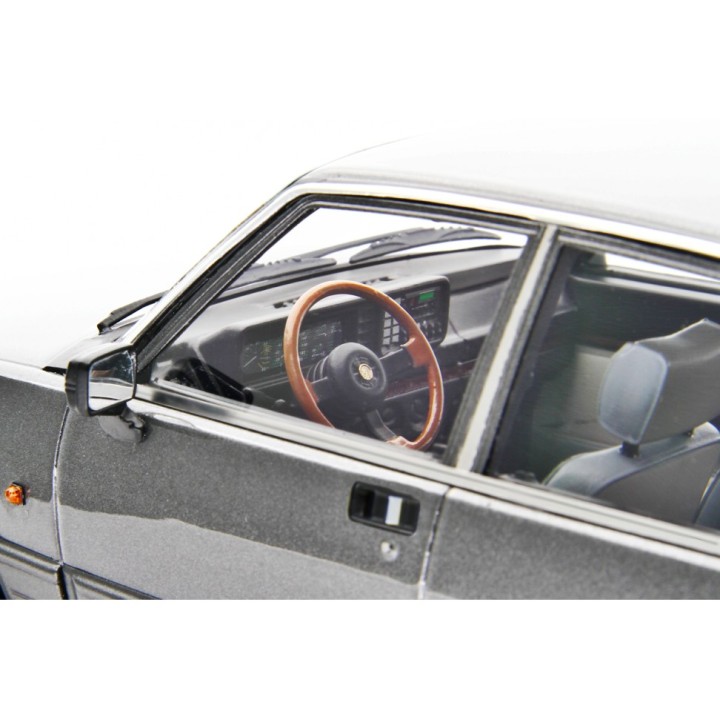 Alfa Romeo Alfetta 2.0i Quadrifoglio Oro 1983 grey, Laudoracing-Model 1/18 scale