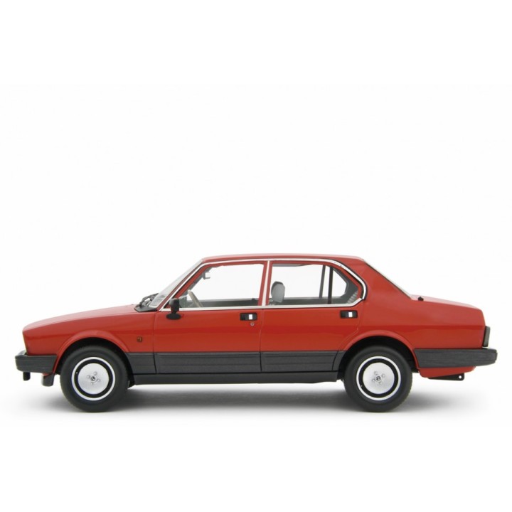 Alfa Romeo Alfetta 2.0i Quadrifoglio Oro E.E. 1983 red, Laudoracing-Model 1/18 scale