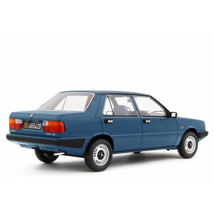 Lancia Prisma 1300 1985 modrá, Laudoracing-Model 1:18