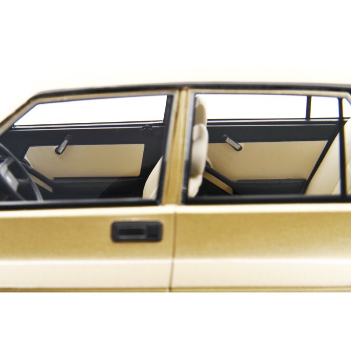 Lancia Prisma 1300 1985 beige, Laudoracing-Model 1/18 scale