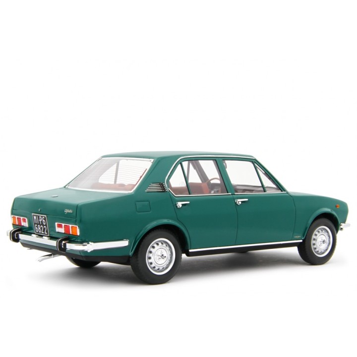 Alfa Romeo Alfetta 1.8 1972 green, Laudoracing-Model 1/18 scale