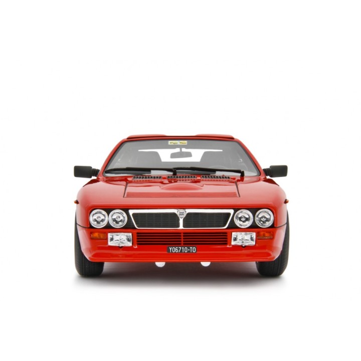 Lancia 037 Rally Stradale 1982 red, Laudoracing-Model 1/18 scale