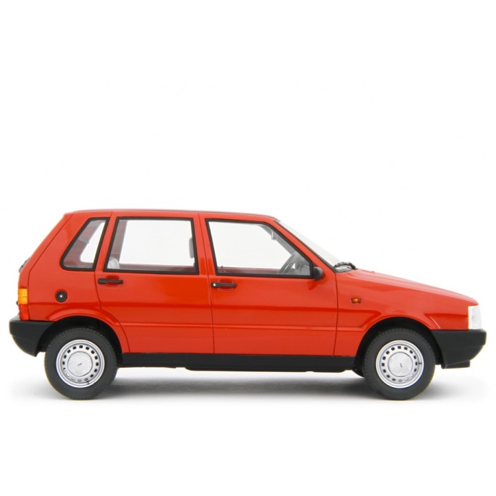Fiat Uno 55S 1983 red, Laudoracing-Model 1/18 scale