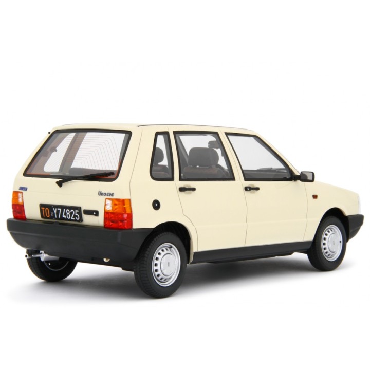 Fiat Uno 55S 1983 béžová, Laudoracing-Model 1:18