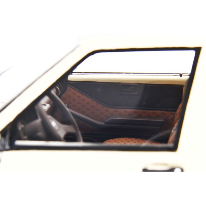 Fiat Uno 55S 1983 beige, Laudoracing-Model 1/18 scale