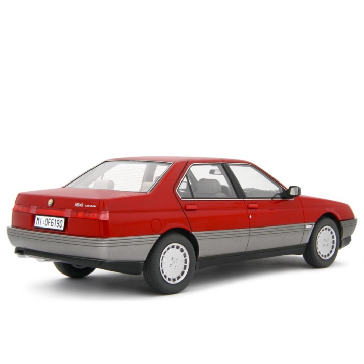 Alfa Romeo 164 2.0 Twin Spark 1987 red, Laudoracing-Model 1/18 scale