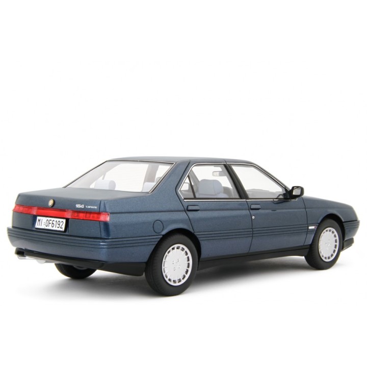 Alfa Romeo 164 2.0 Twin Spark 1987 blue, Laudoracing-Model 1/18 scale