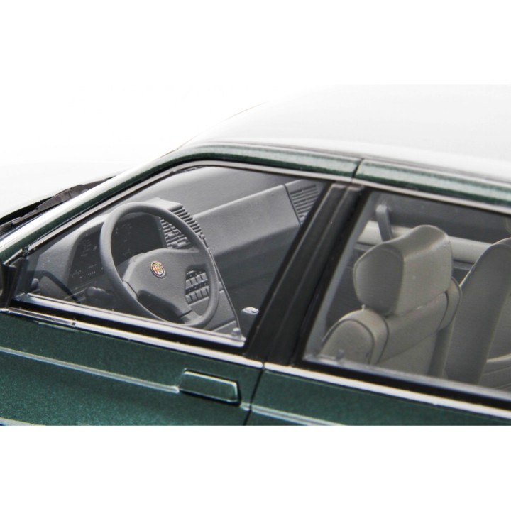 Alfa Romeo 164 2.0 Twin Spark 1987 green, Laudoracing-Model 1/18 scale