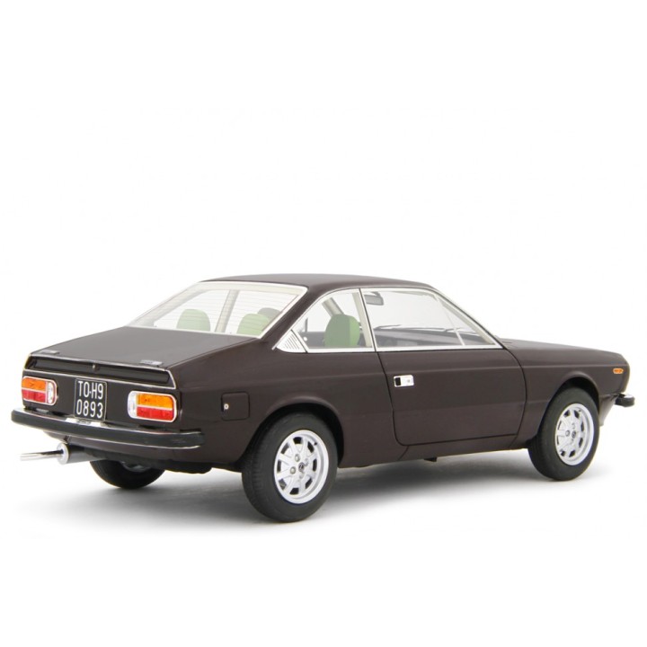 Lancia Beta Coupé 1.6 1973 brown, Laudoracing-Model 1/18 scale