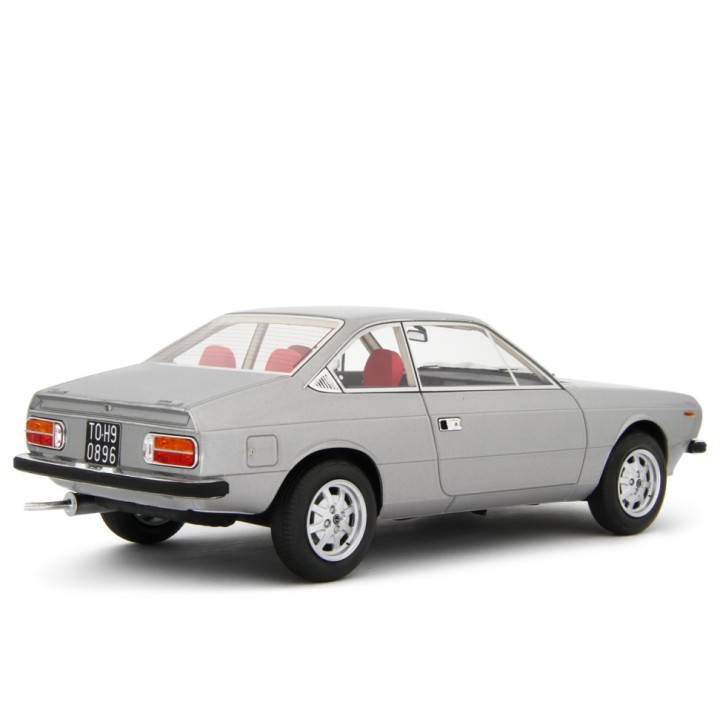 Lancia Beta Coupé 1.6 1973 silver, Laudoracing-Model 1/18 scale