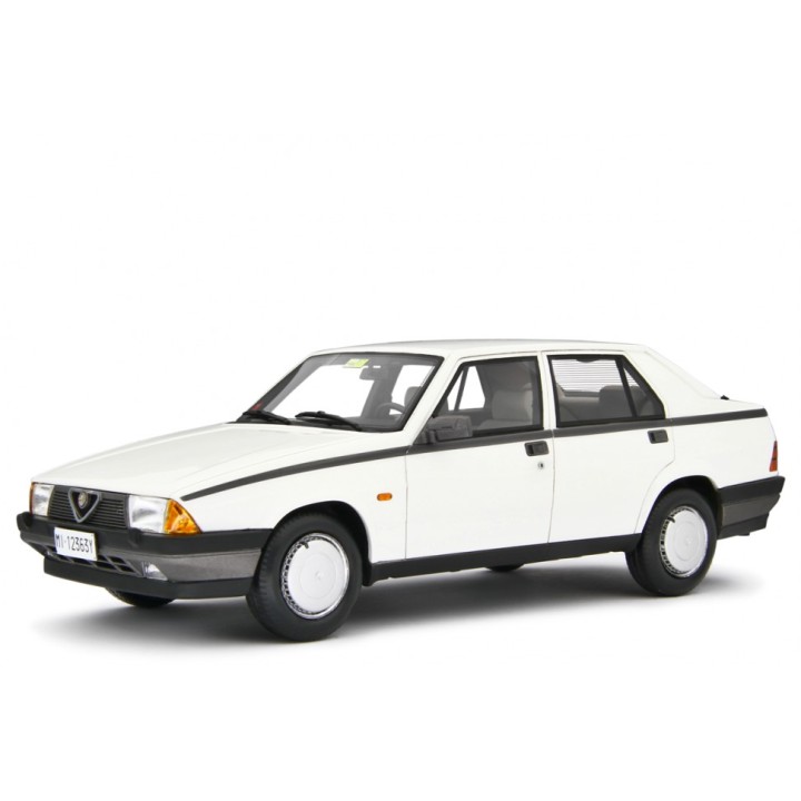 Alfa Romeo 75 1.6-1.8 1985 white, Laudoracing-Model 1/18 scale