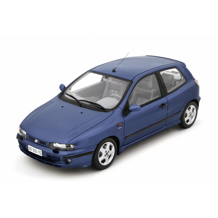 Fiat Bravo 2.0 HGT 1995 blue, Laudoracing-Model 1/18 scale