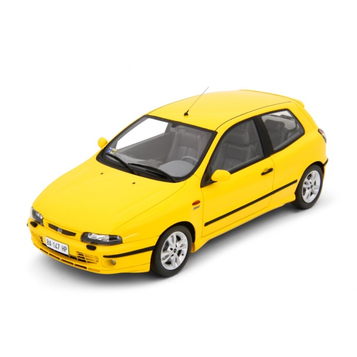 Fiat Bravo 2.0 HGT 1995 yellow, Laudoracing-Model 1/18 scale