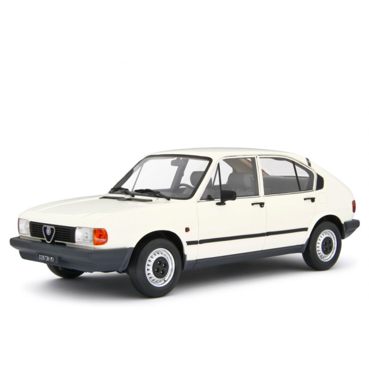 Alfa Romeo Alfasud 1.2 4 Porte 1980 white, Laudoracing-Model 1/18 scale