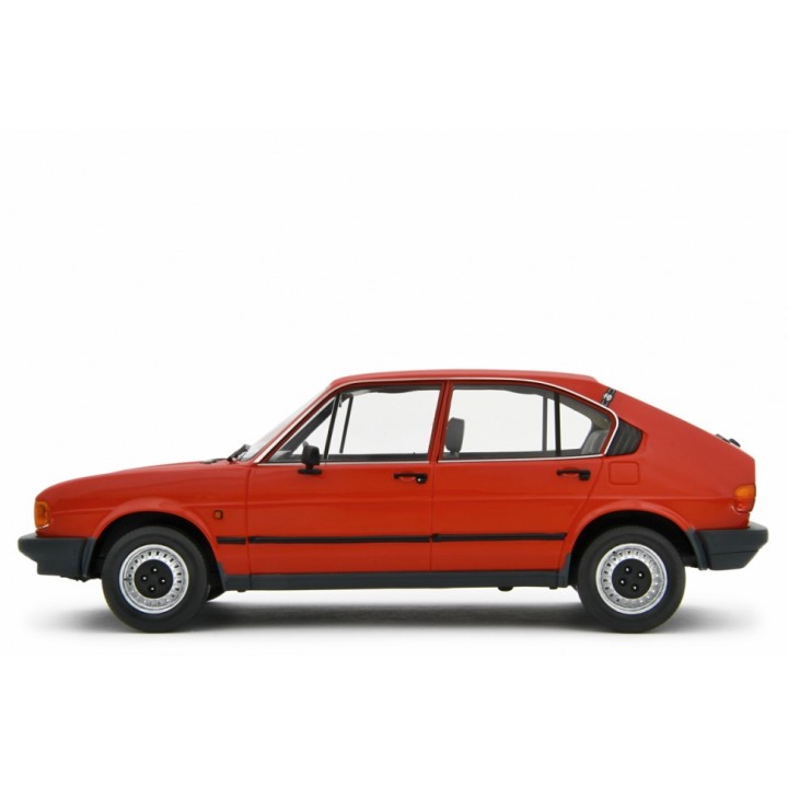 Alfa Romeo Alfasud 1.2 1980 red, Laudoracing-Model 1/18 scale