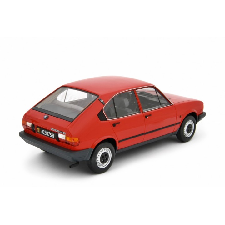 Alfa Romeo Alfasud 1.2 1980 red, Laudoracing-Model 1/18 scale