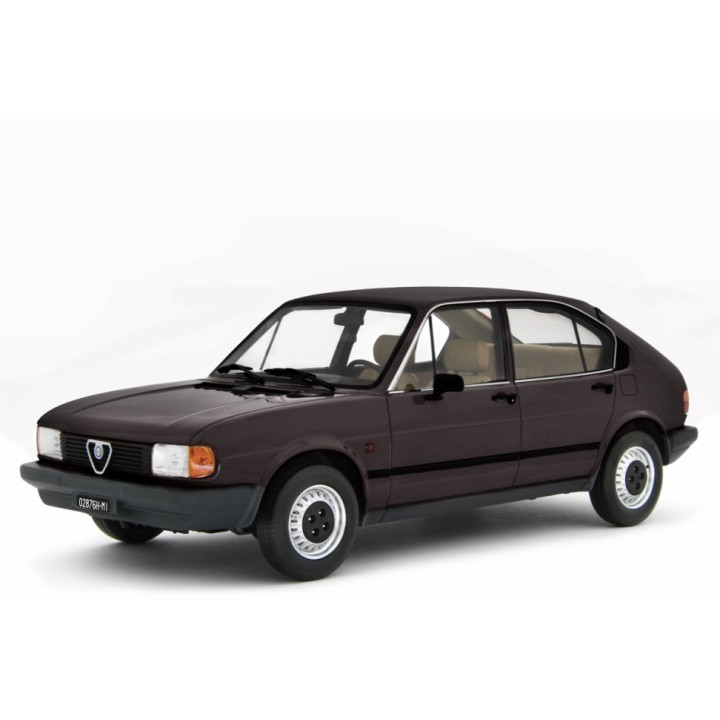 Alfa Romeo Alfasud 1.2 1980 brown, Laudoracing-Model 1/18 scale