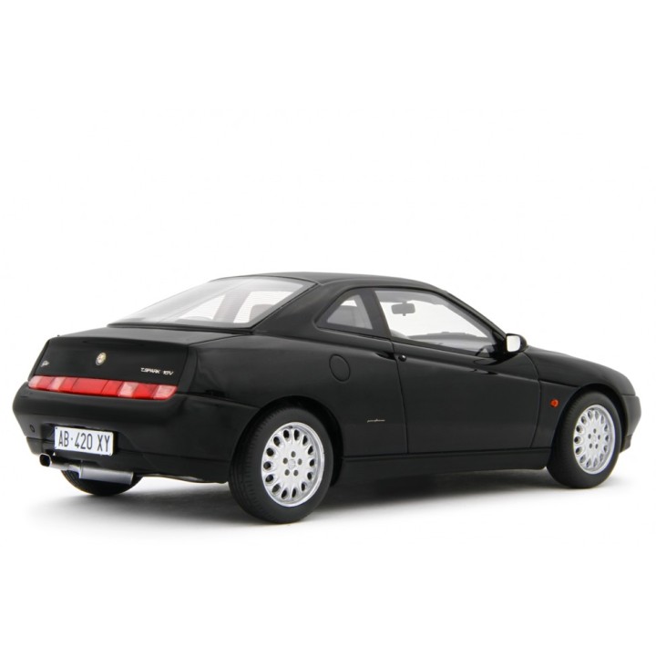 Alfa Romeo GTV 2.0 T.Spark 16V 1995 black, Laudoracing-Model 1/18 scale