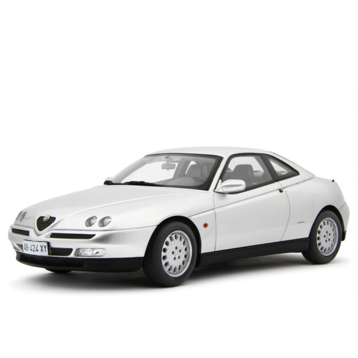 Alfa Romeo GTV 2.0 T.Spark 16V 1995 silver, Laudoracing-Model 1/18 scale