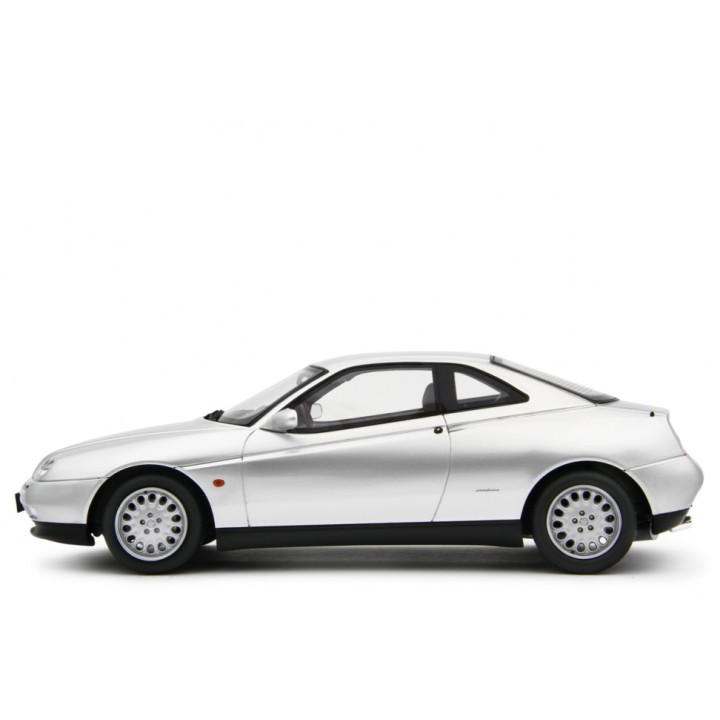 Alfa Romeo GTV 2.0 T.Spark 16V 1995 silver, Laudoracing-Model 1/18 scale