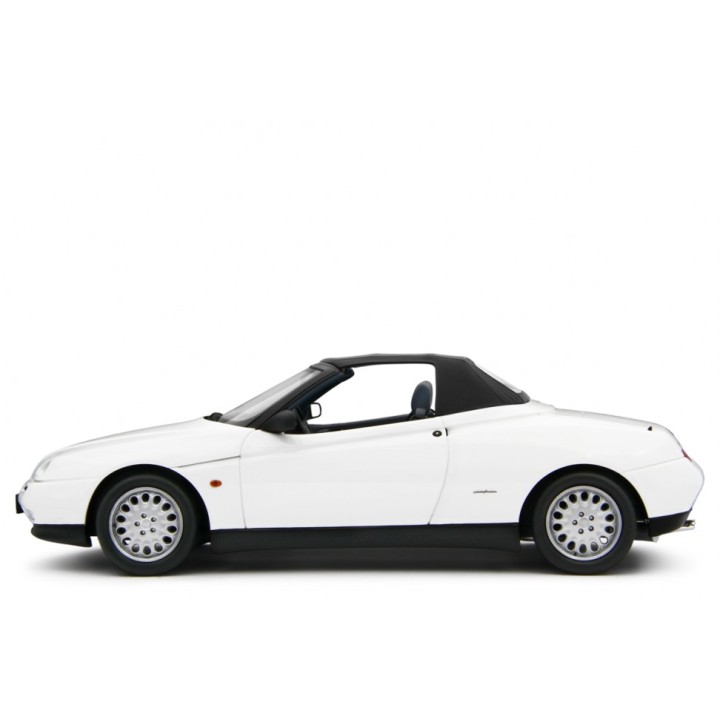 Alfa Romeo Spider 2.0 T.Spark 16V 1995 white, Laudoracing-Model 1/18 scale
