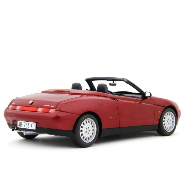 Alfa Romeo Spider 2.0 T.Spark 16V 1995 red, Laudoracing-Model 1/18 scale