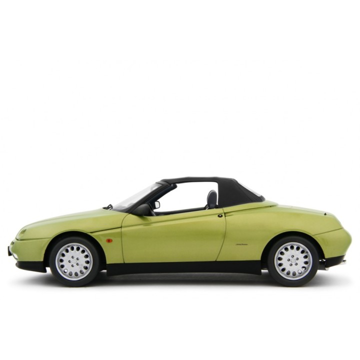 Alfa Romeo Spider 2.0 T.Spark 16V 1995 green, Laudoracing-Model 1/18 scale