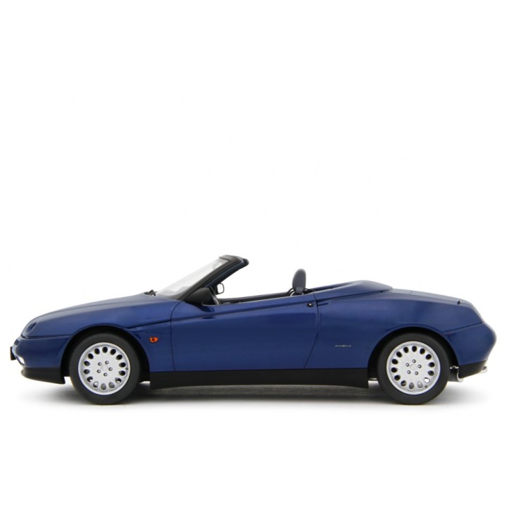 Alfa Romeo Spider 2.0 T.Spark 16V 1995 blue, Laudoracing-Model 1/18 scale