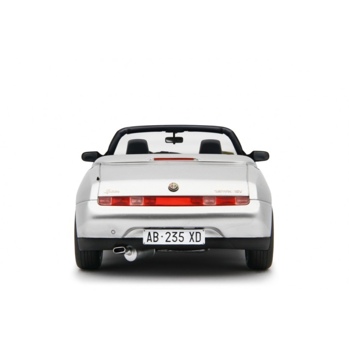 Alfa Romeo Spider 2.0 T.Spark 16V 1995 silver, Laudoracing-Model 1/18 scale