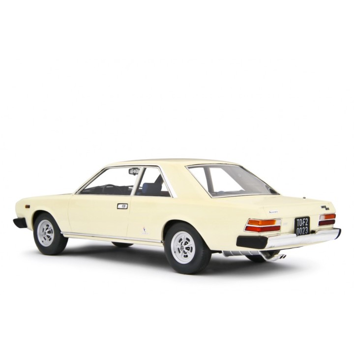 Fiat 130 Coupe 1971 béžová, Laudoracing-Model 1:18